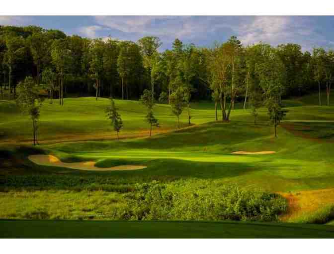 Golden Eagle Golf Club - Round of golf for 4 with carts