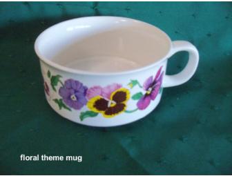 'In the Pink' theme basket features a capodimonte rose