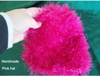 'In the Pink' theme basket features a capodimonte rose