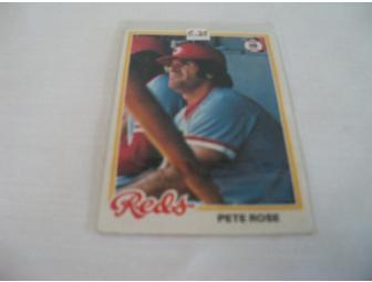 Collection of 194 Baseball Cards