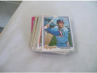 Collection of 194 Baseball Cards