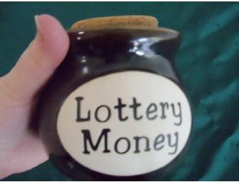 $25 gift card to Colonial Package (includes crystal theme gift basket)