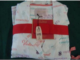 $50 'Frederick's of Hollywood' gift card accompanied by spa items