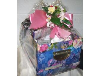 $90 Anti Aging Facial Certificate with Woman's Spa Basket