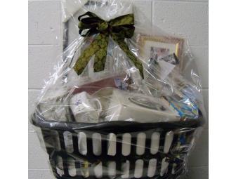 ScrubaDub Gift Card for 5 express washes with a Sports theme basket