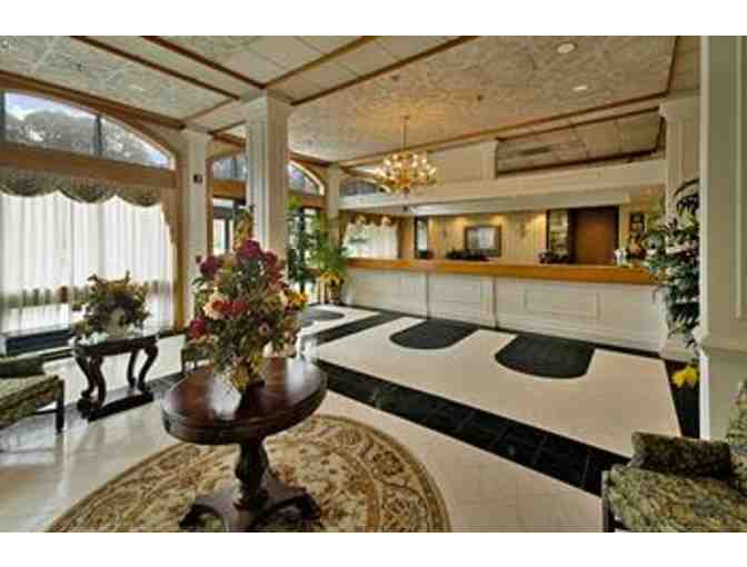 Getaway to Williamsburg (2 night stay) Wyndham Garden Hotel