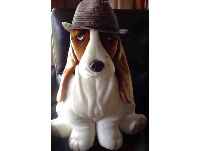 HUGE HARD-TO-FIND Retired 24 inch Hush Puppies Plush Basset