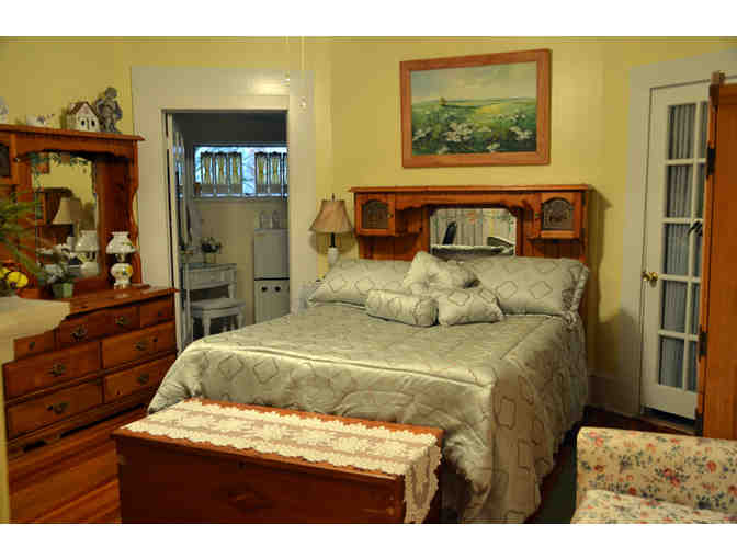 1-Night Stay - Angels Landing Bed & Breakfast Stay Murphy, NC