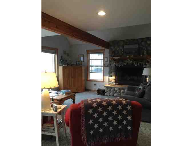 Waterfront Beach Cottage - 2-Night Stay for up to 15 People - Samish Island, WA