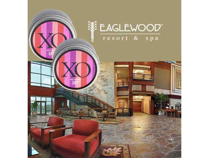 Eaglewood Resort and Spa 1 night stay for 2 including breakfast + 2 candle tins