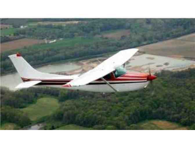 A One Hour Flight on a Cessna 172 or Cessna 182RG
