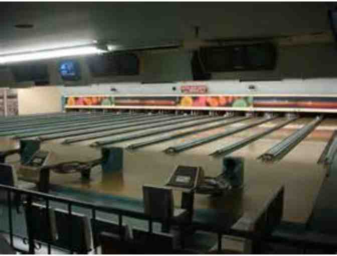Palos Verdes Bowl - Party for 10 with pizza