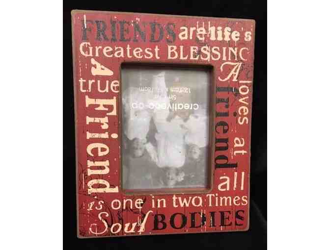 'Friends' Wood Word Frames