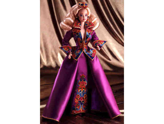 'Royal Splendor® Barbie® Doll'
