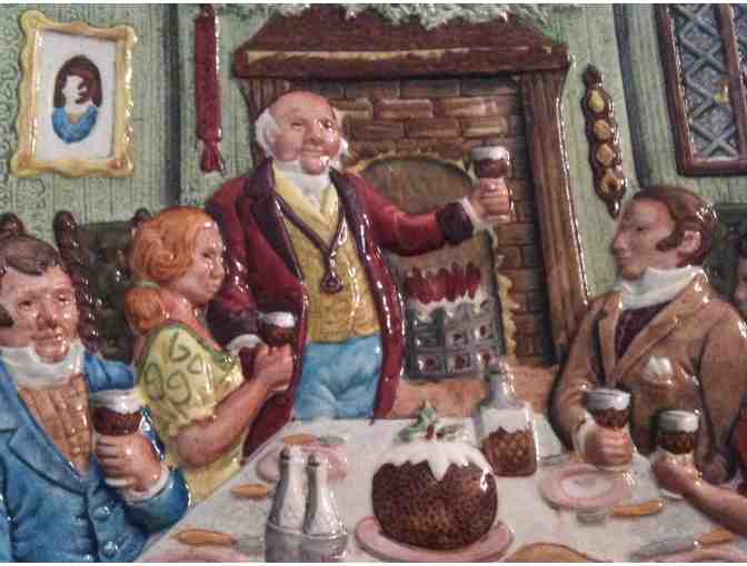 Royal Doulton Christmas Plate 1972: Christmas in England