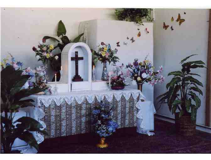 Sisters of the Holy Family Kmhmu' Ministry