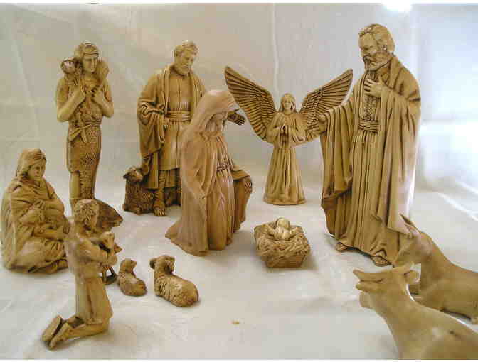 19 Piece Ceramic Nativity Set