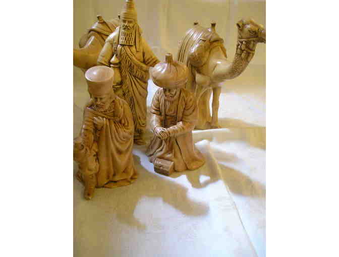 19 Piece Ceramic Nativity Set