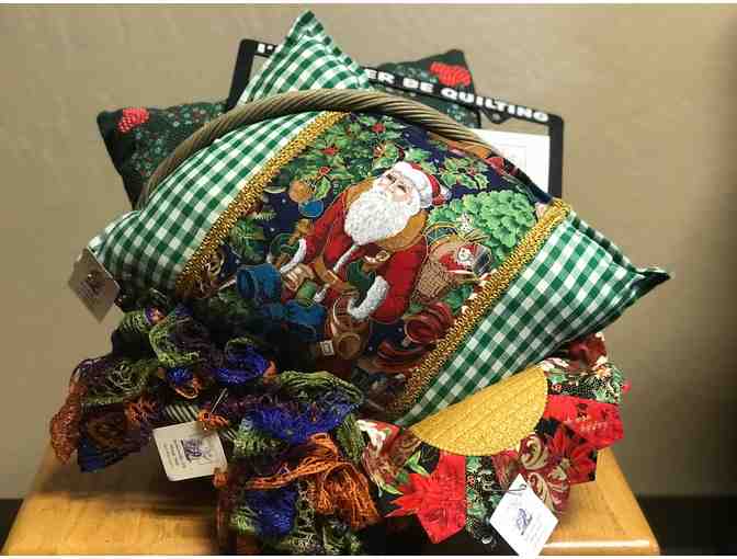Country Quilts - Christmas Basket - Photo 1