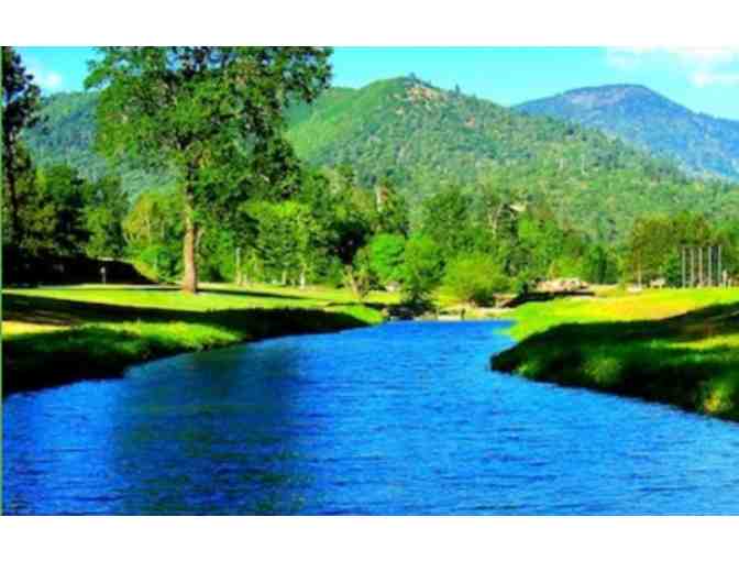 Applegate River Golf Club - 4 Players 18 Holes with Cart