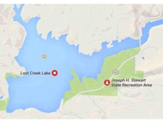 Lost Creek Lake - Pontoon Patio Boat Package