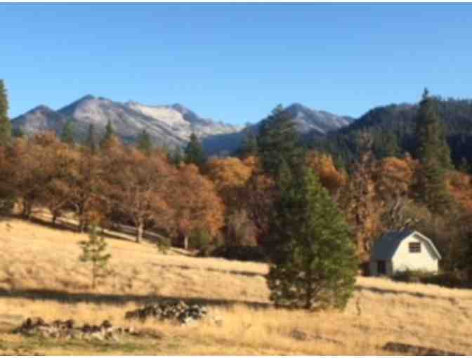 Air Shasta & Everson's Inn at the Alps - Trinity Alps Tour & All- Inclusive Stay