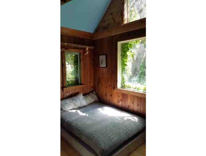 Weekend stay in the Applegate at Ivy Cabin
