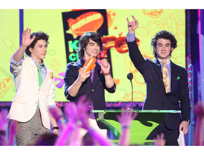 Upper Level Tickets to the 2015 Kids Choice Awards in Los Angeles with 3-Night Stay for 2
