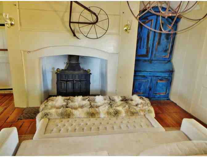 1734 Dinner: Professionally-Prepared for Ten Adults in Historic Stone Farm House