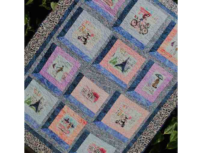 Paris Scenes Quilt: Perfect for a Small Bed or as a Special Throw!
