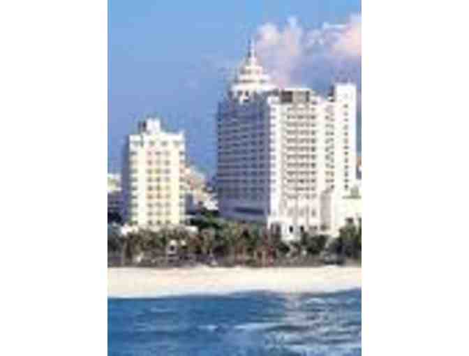 2 night stay at Loews Miami Beach + American Airlines miles for 2 - Photo 1