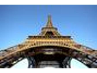 Fly to the city of lights ! Exceptional Stay, Tour and Dinner on the Eiffel Tower