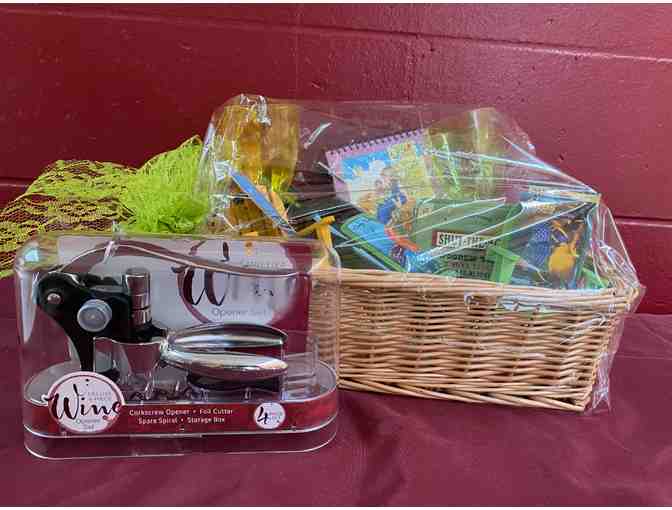 Patio Basket With $30 Market Basket Gift Card