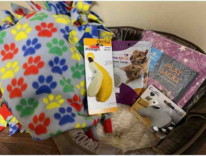 Cat Blanket, Toys and Bed - Photo 2