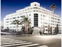 Shangri-La Hotel - Two Nights in a Suite - Plus Dinner