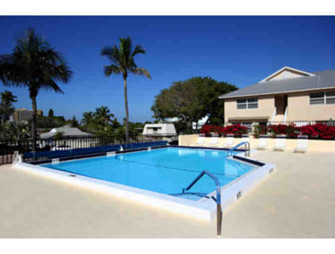 1 Week Gulf Shore Getaway for 4 in Sunny Fort Meyers Beach, Florida - Photo 3