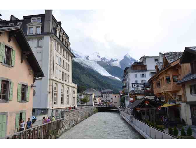 ONE WEEK IN A CHALET APARTMENT near CHAMONIX, FRANCE