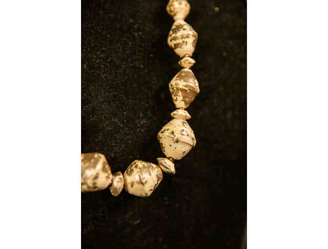 31 Bits - Single Strand Necklace Cream/Gold