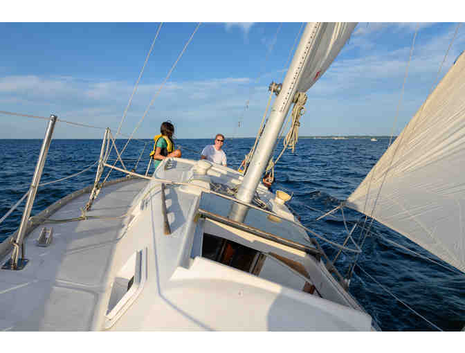 4-Hour Sail for 8 People on the Long Island Sound