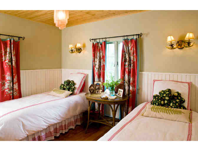 The Romantic Woodstock Stone Cottage