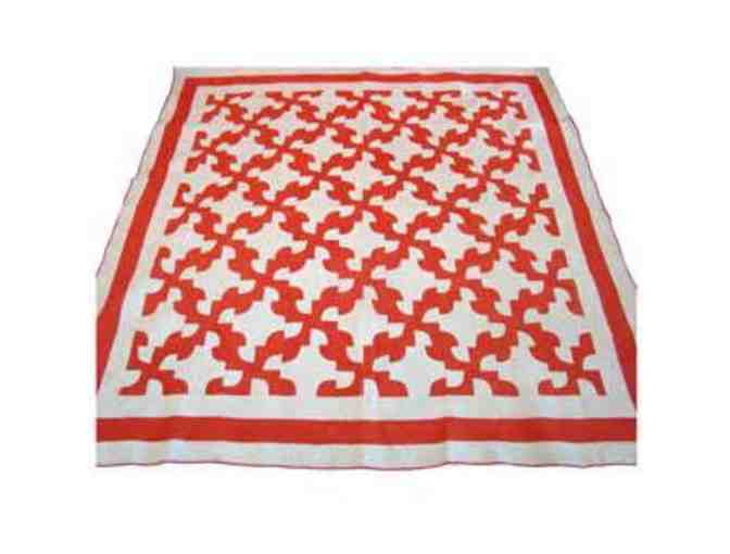 Drunkard's Walk patterned Quilt