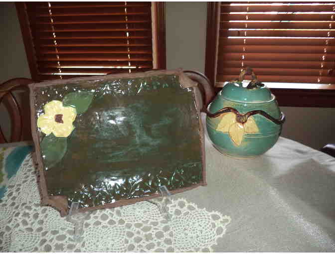 Red Pine Pottery Tray and Jar