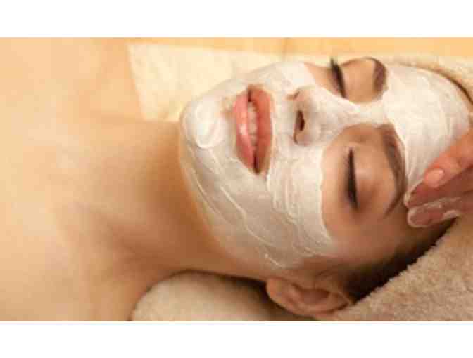 One-hour Facial with Peggy Phillips at The Boston Center