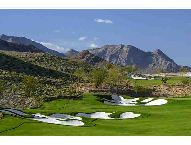 Summit Club, Las Vegas - 3-some for golf and a 7 course dinner!