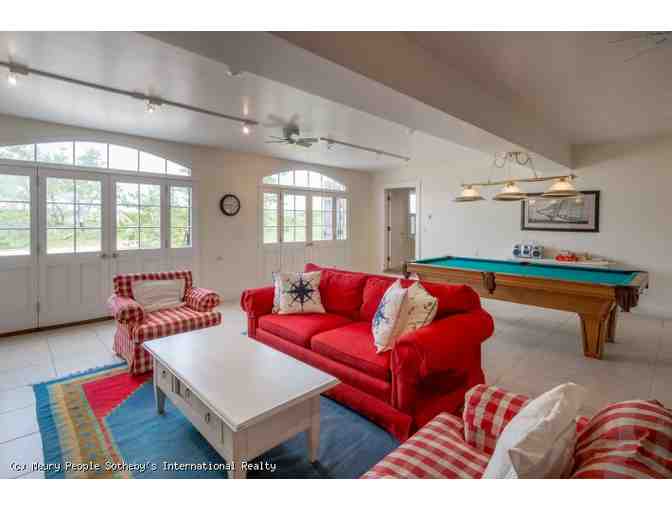 Nantucket Oceanfront Getaway with Private Beach Access!