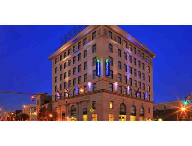 One Night Stay at Holiday Inn Express Baltimore-Downtown!