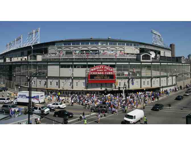 Chicago Cubs Experience - Wrigley Field Tour, 4 Game Tickets, On-Field Picture Opp. & Hats - Photo 2