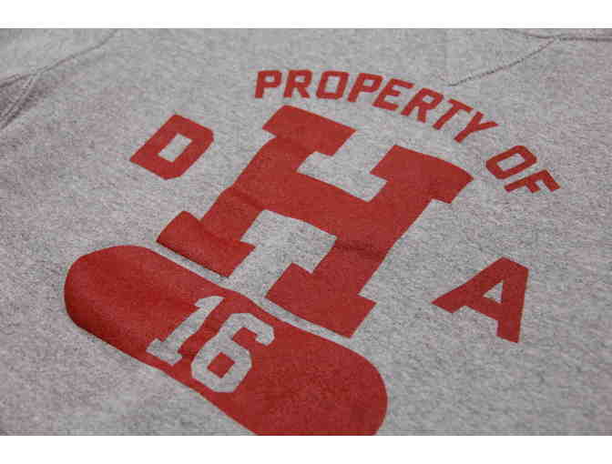 Department of Harvard Athletics (DHA) '16 Sweatshirt - Size Small - Photo 1