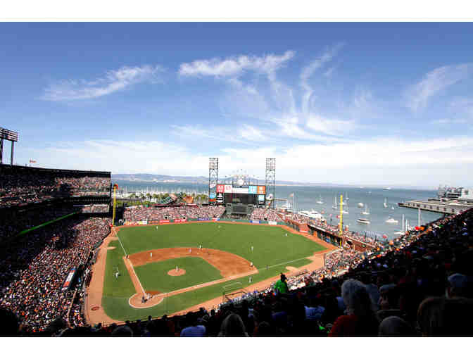 San Francisco Giants Tickets - Premium Field Club Tickets (4) + Access to The Gotham Club - Photo 2