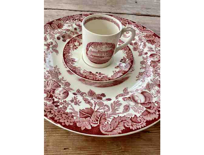 Complete Set of Crimson and White Wedgwood Harvard Teacups - Photo 7